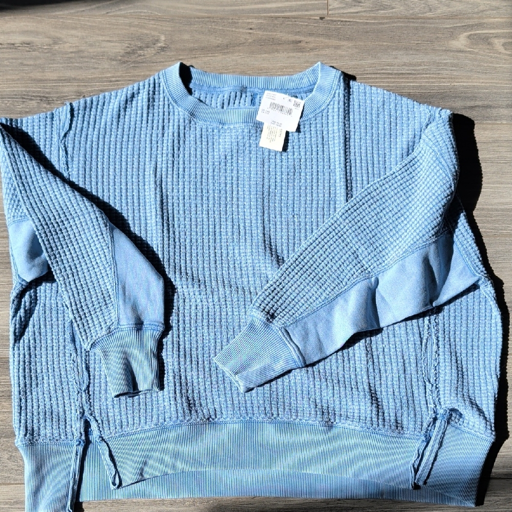 American Eagle Sweatshirt